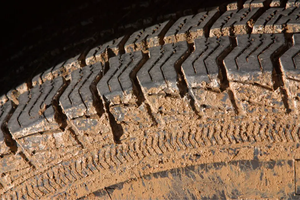 Are small cracks in tires normal