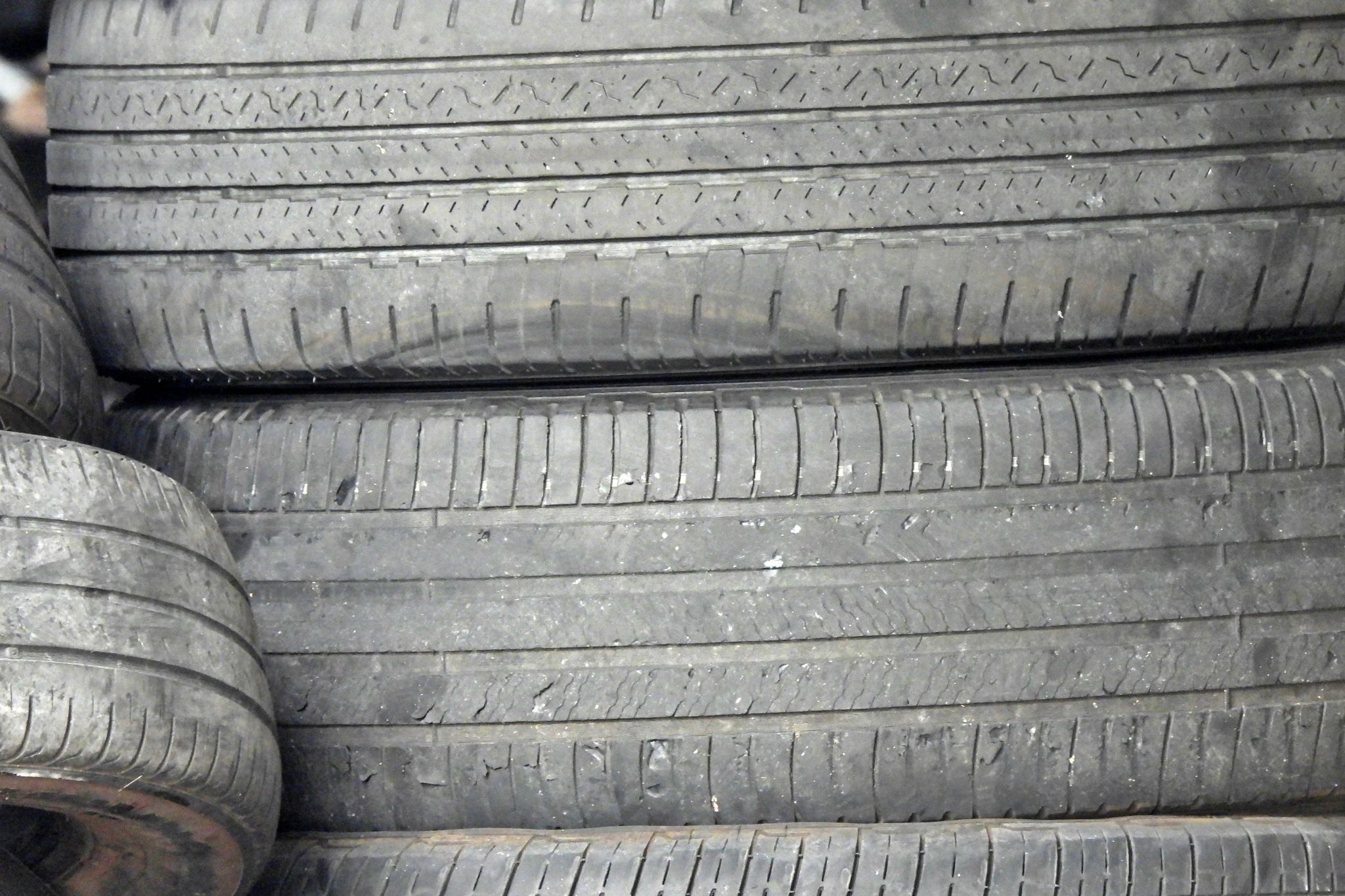 Can Uneven Tire Wear Cause Scraping Noise [Find Out NOW]